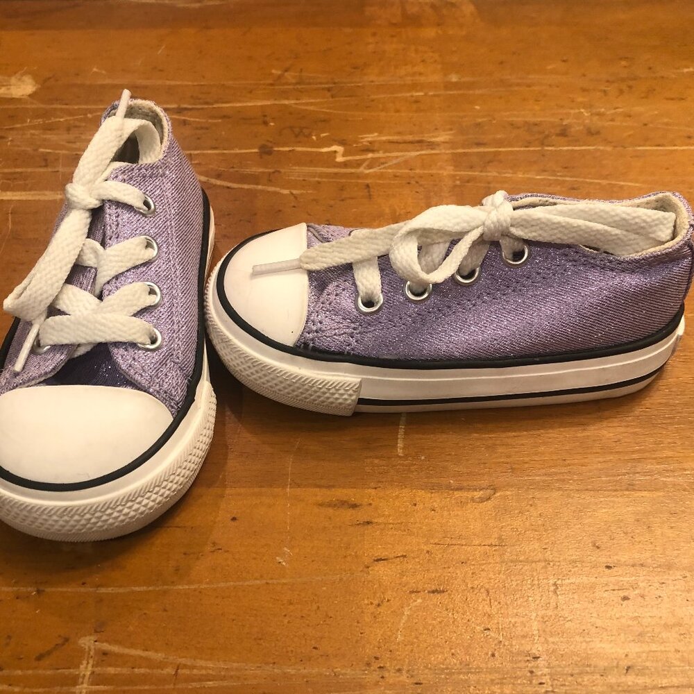 Converse Girls Purple Sparkle Sneakers  Size 5 - Toddler